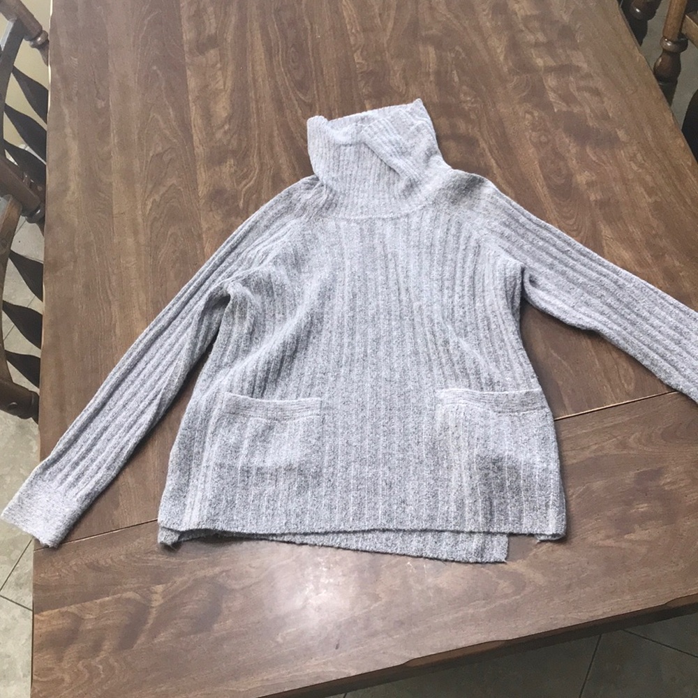 Gray sweater